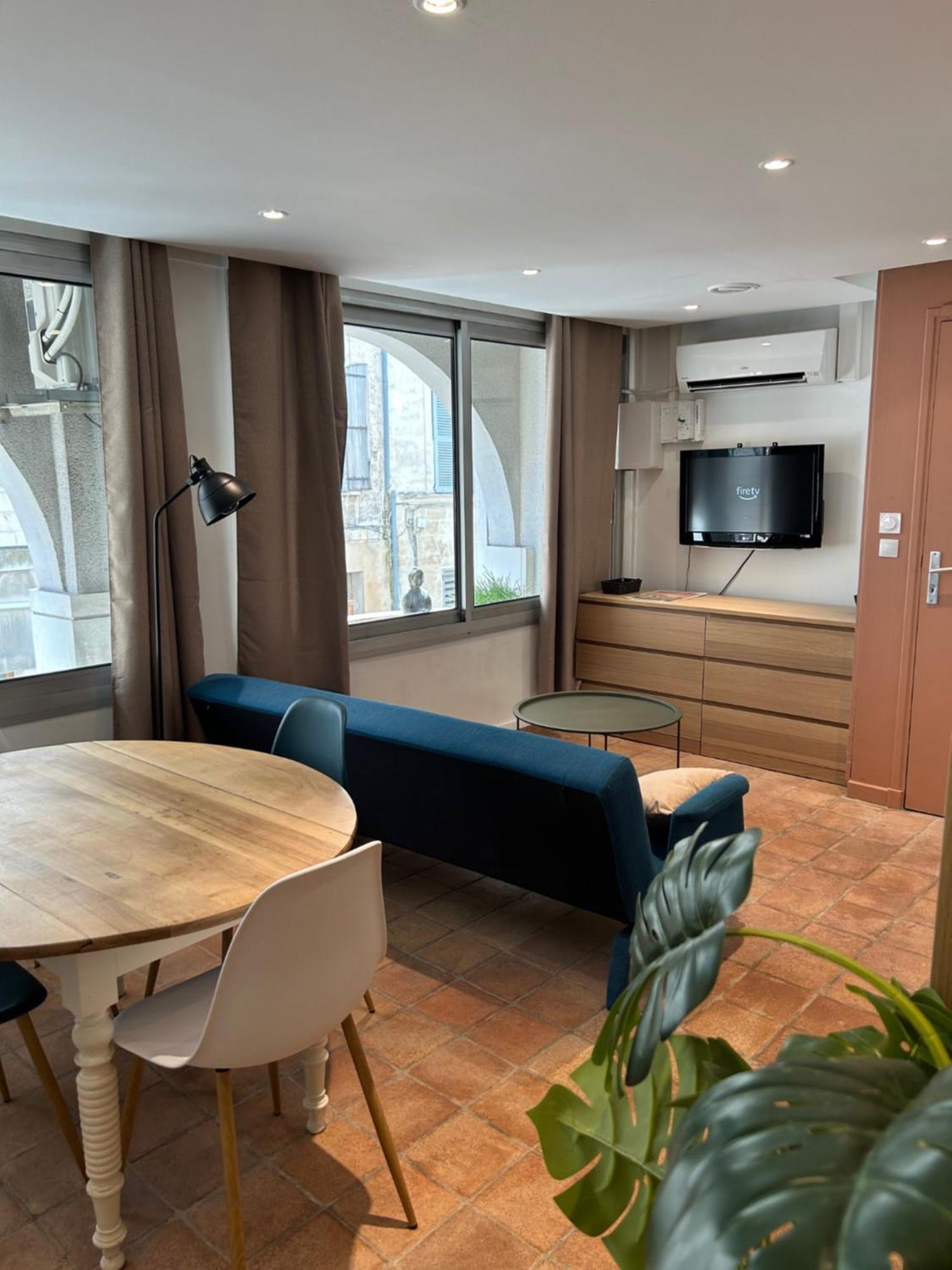 Coeur De -clim, Ascenseur, Wifi- Apartment Avignon